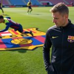 découvrez les déclarations d'hansi flick sur la progression impressionnante de marc-andré ter stegen dans sa préparation physique avec le fc barcelone, soulignant l'importance de cette évolution pour le club.